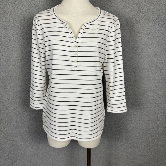 Style & Co Womens X Small Striped Black & White Button Henley Top 3/4 Sleeve NWT - Picture 1 of 8